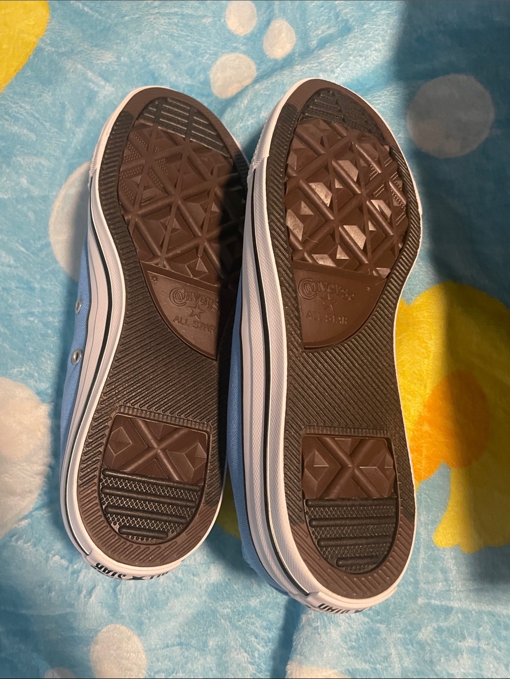 Converse Unisex Low Top Canvas Sneakers in Light Blue - Picture 3 of 5